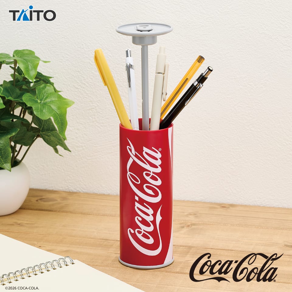 Coca-Cola 缶型ペンスタンドケースのプライズ画像